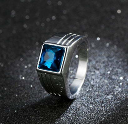 Bague pour homme à forme futuriste